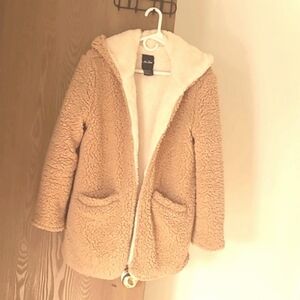 Me Jane women winter sherpa jacket hooded. Small-M,like new.
